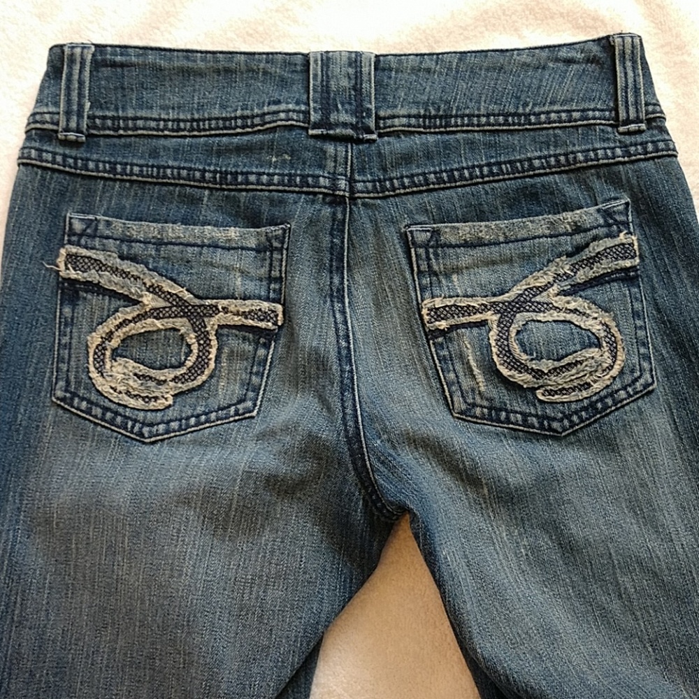 So Jeans - Picture 2 of 4